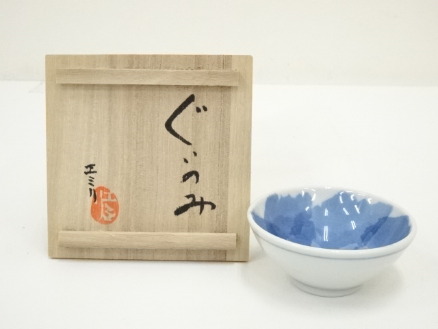 Pottery & Ceramics